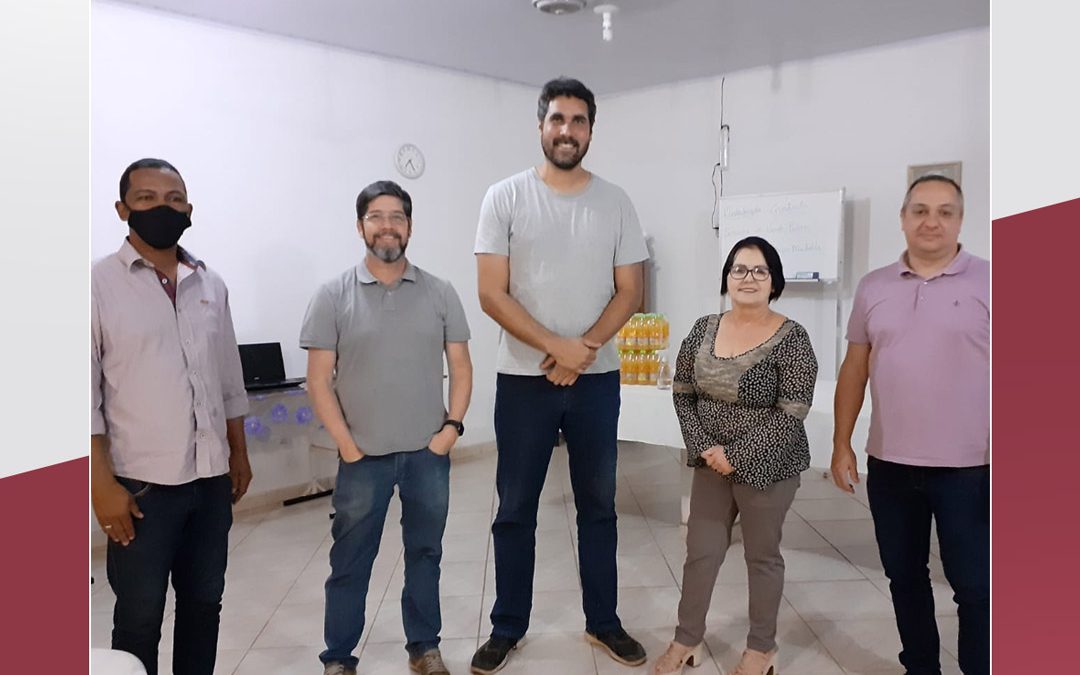 Grupo Sanchez & Sanchez doa equipamentos de informática para curso de capacitação profissional de Santa Rosa do Viterbo-SP